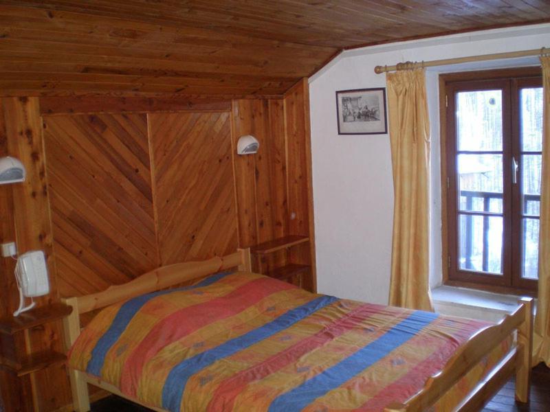 Auberge L'Estoilies Saint-Vérand Екстериор снимка