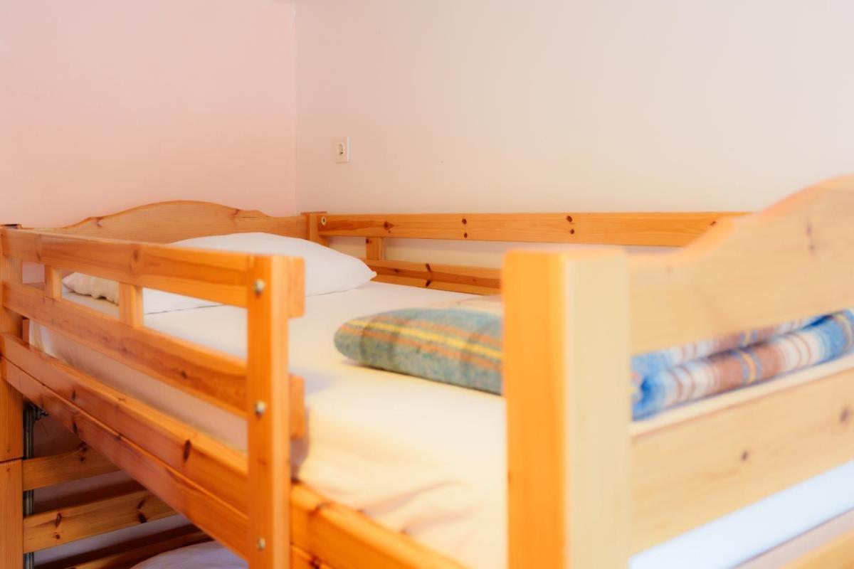 Auberge L'Estoilies Saint-Vérand Екстериор снимка