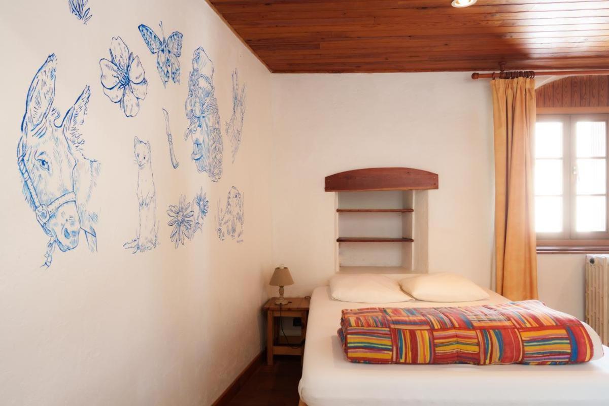 Auberge L'Estoilies Saint-Vérand Екстериор снимка