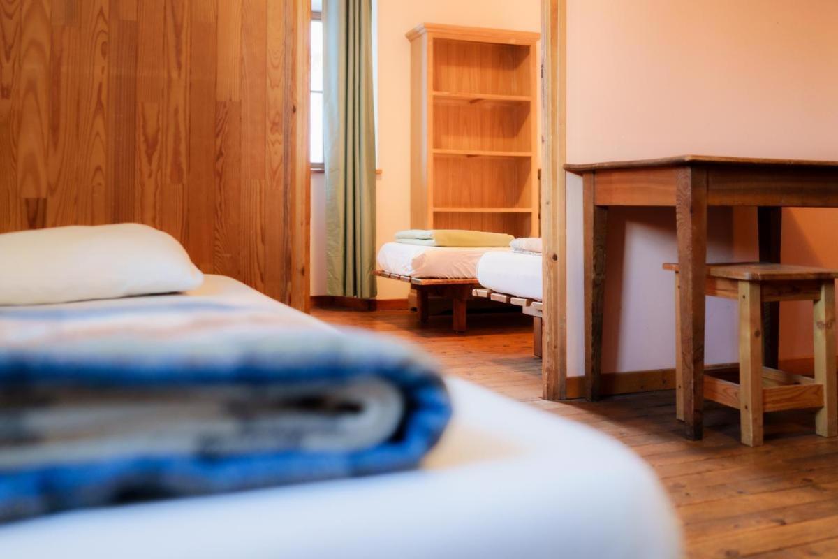 Auberge L'Estoilies Saint-Vérand Екстериор снимка